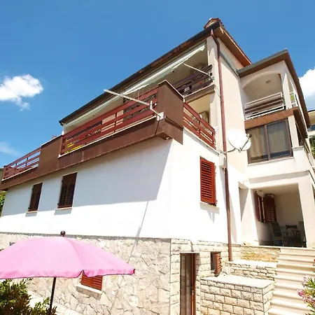 Fuer 5 Personen Ca 50 Qm In Rabac, Istrien Bucht Von Apartment